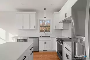 16 Fieldstone Ct, Bethel, CT 06801 - Photo 6