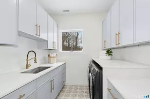 20 Marianne Rd, Darien, CT 06820 - Photo 32