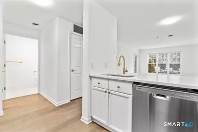 468 Main Street #315, East Lyme, CT 06357 - Photo 8