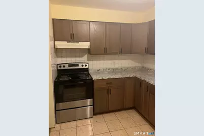 56 Oakwoods Lane #F, Branford, CT 06405 - Photo 12