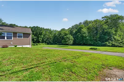 6 White Plains Road, Norwich, CT 06360 - Photo 26