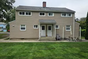 42 McLaughlin Terrace, Derby, CT 06418 - Photo 1