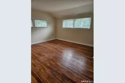 42 McLaughlin Terrace, Derby, CT 06418 - Photo 10
