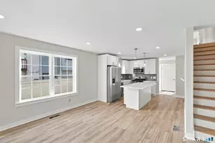 245 Lawlor St, New Britain, CT 06051 - Photo 10