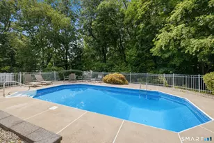 21 Avonwood Dr, South Windsor, CT 06074 - Photo 2