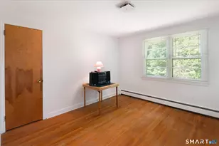 325 Den Rd, Stamford, CT 06903 - Photo 18