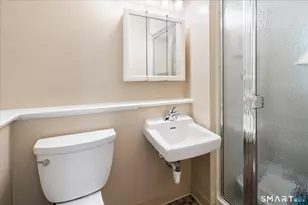 325 Den Rd, Stamford, CT 06903 - Photo 24