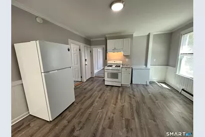 30 Jefferson Avenue #1, New London, CT 06320 - Photo 2