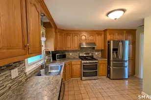 166 Stevens Ln, Glastonbury, CT 06033 - Photo 10