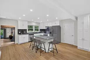 87 Grassy Hill Rd, Old Lyme, CT 06371 - Photo 14