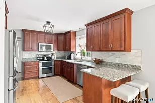 35 Maple Ave, Bristol, CT 06010 - Photo 10