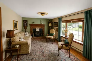 20 Silver Ln, Enfield, CT 06082 - Photo 2