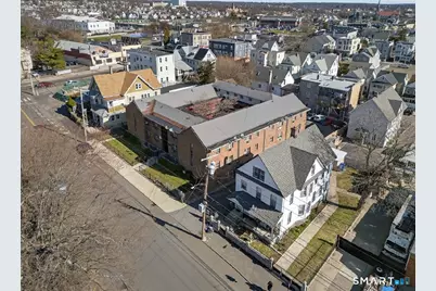 240 Oak Street, Bridgeport, CT 06604 - Photo 2