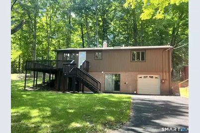 19 Smithfield Avenue, Meriden, CT 06451 - Photo 1