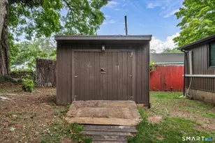 19 Smithfield Ave, Meriden, CT 06451 - Photo 40
