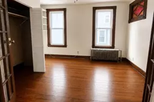 19 Warner St, Hartford, CT 06114 - Photo 4