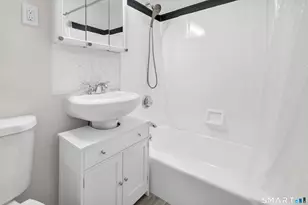 11 Savin Park, West Haven, CT 06516 - Photo 20