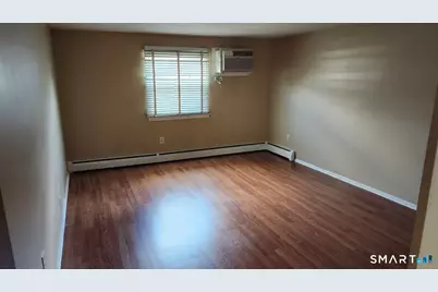 438 Blackstone Village #438, Meriden, CT 06450 - Photo 4