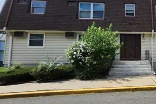 438 Blackstone Vlg, Meriden, CT 06450 - Photo 12