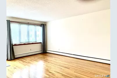 7 Selander Street, New Britain, CT 06053 - Photo 2