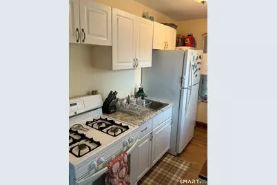 340 North Bishop, Bld 95 Avenue #28, Bridgeport, CT 06610 - Photo 6