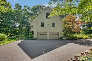 40 Beechwood Ln, Ridgefield, CT 06877 - Photo 36
