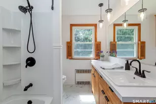 421 Como Ave, Waterbury, CT 06708 - Photo 12