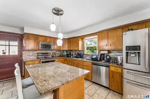 5 North St, East Haven, CT 06513 - Photo 20