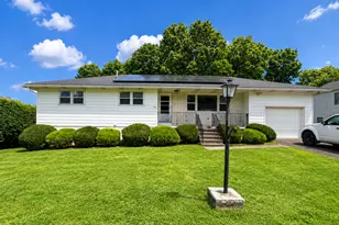 488 Chestnut Hill Ave, Waterbury, CT 06704 - Photo 1