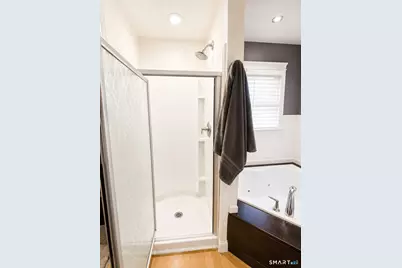 488 Chestnut Hill Avenue, Waterbury, CT 06704 - Photo 10