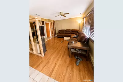 488 Chestnut Hill Avenue, Waterbury, CT 06704 - Photo 4