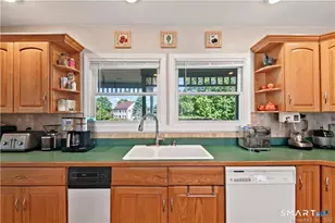 8 Genesee Ln, Madison, CT 06443 - Photo 8