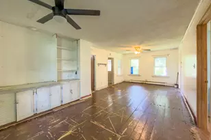 24 Tatem St, Putnam, CT 06260 - Photo 16