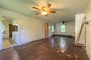 24 Tatem St, Putnam, CT 06260 - Photo 14