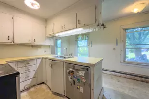 24 Tatem St, Putnam, CT 06260 - Photo 10