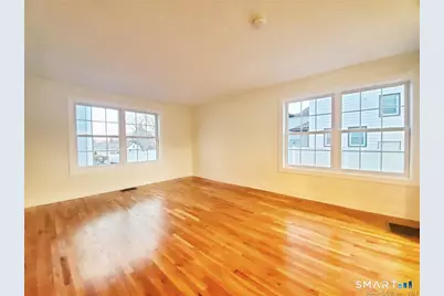 30 Ferris Avenue #B4, Norwalk, CT 06854 - Photo 2