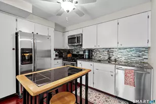 369 Walden Green Rd, Branford, CT 06405 - Photo 8