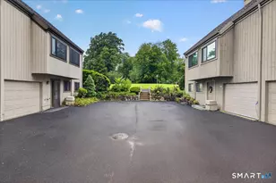393 Ottawa Ln, Stratford, CT 06614 - Photo 34