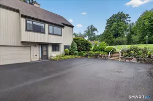 393 Ottawa Ln, Stratford, CT 06614 - Photo 32