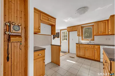 18 Union Street, Plymouth, CT 06786 - Photo 10