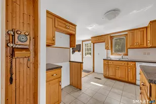 18 Union St, Plymouth, CT 06786 - Photo 10