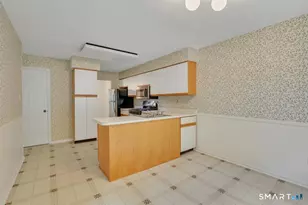 41 Eaton Woods Rd, Hamden, CT 06518 - Photo 10
