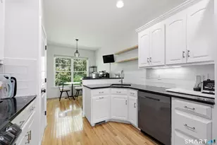 42 Bradford Walk, Farmington, CT 06032 - Photo 10