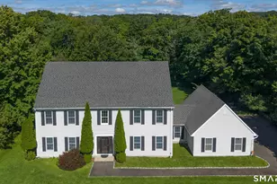 8 Douglas Dr, Danbury, CT 06811 - Photo 30