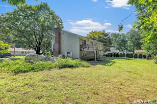 34 Belleview Dr, Derby, CT 06418 - Photo 32