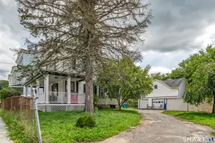 16 Luke St, Waterbury, CT 06706 - Photo 2