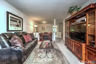 330 Foxwood Ln, Milford, CT 06461 - Photo 8