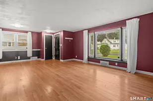 34 Cedar Ridge Rd, Newington, CT 06111 - Photo 2