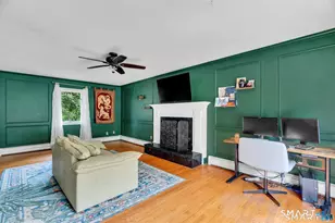 37 Woodside Dr, Branford, CT 06405 - Photo 12