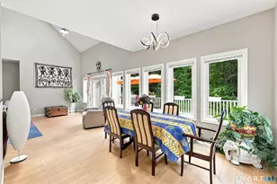 9A New Bridge Rd, Brookfield, CT 06804 - Photo 16